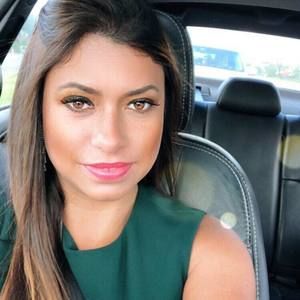 Meet your Posher, Priscila